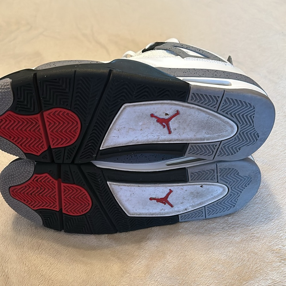 🔥White cement Jordan 4’s - Picture 3 of 7